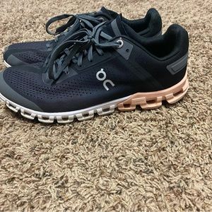 On Cloudflow Wide Rock/Rose